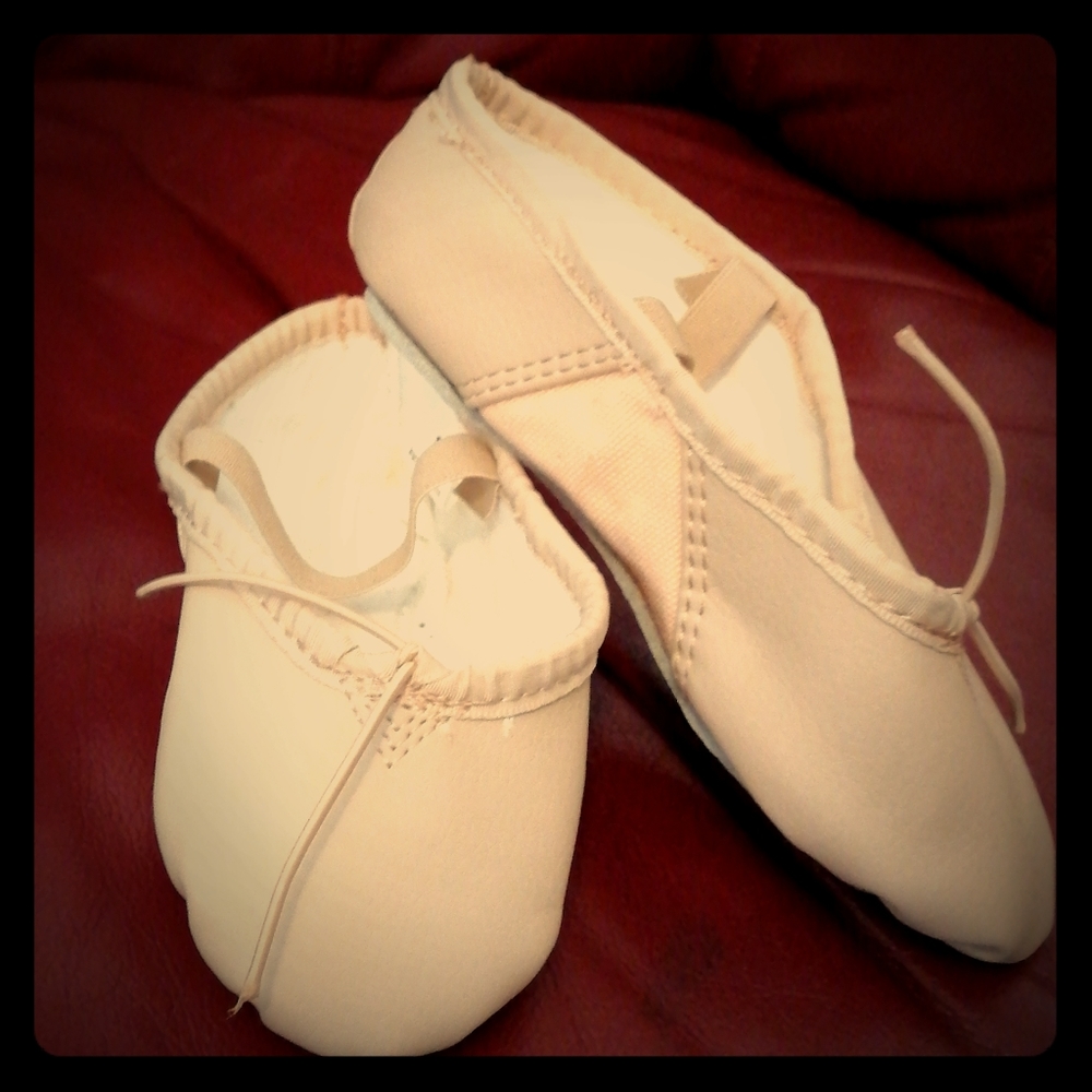 BALLET SHOES